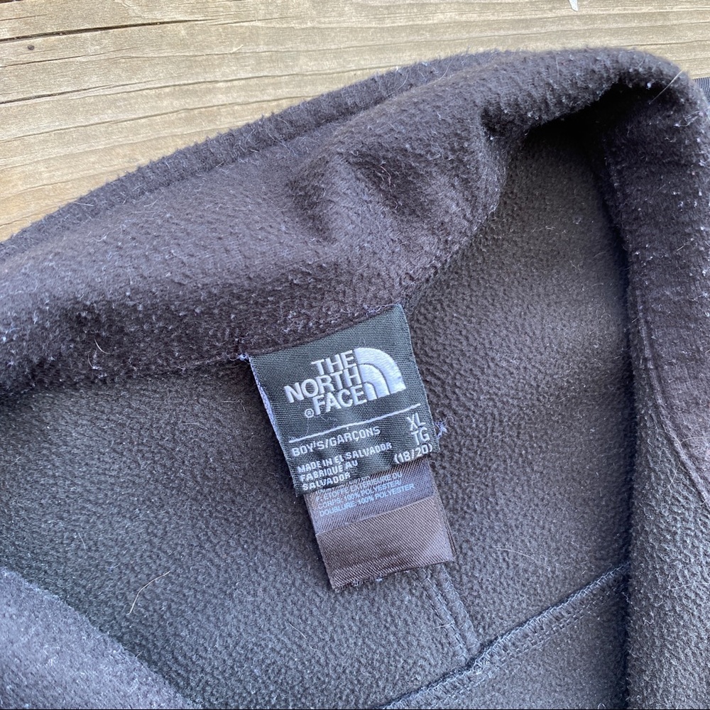 The North Face Softshell Jacket - Picture 2 of 8